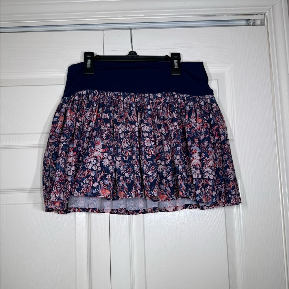 Offline by Aerie Women's Skort Large Navy Blue Pink Floral Athletic